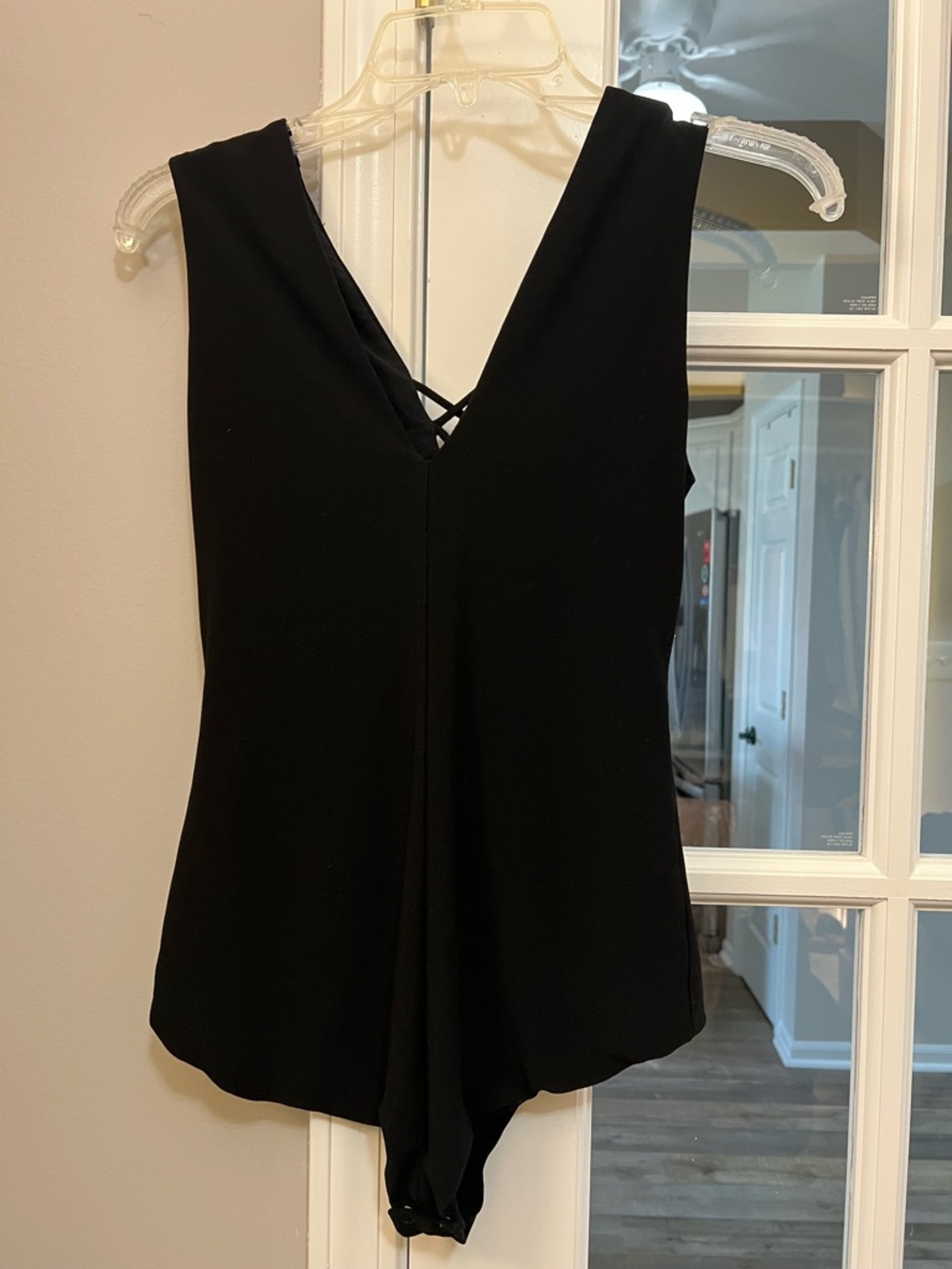 Alice + Olivia Black Stretch Knit Bodysuit with Snap Detail sz S EUC - Picture 3 of 6